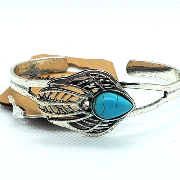 Bracelet - Picture 2 of 5